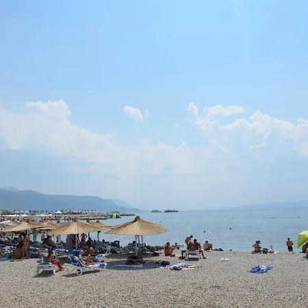 아파트 Toni - Sea View And Close To The Beach *